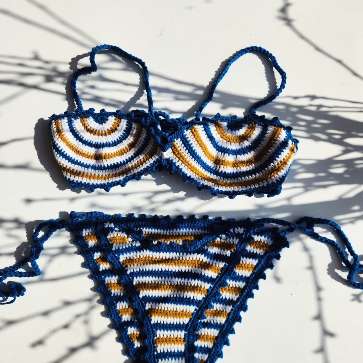 Half-moon bikini