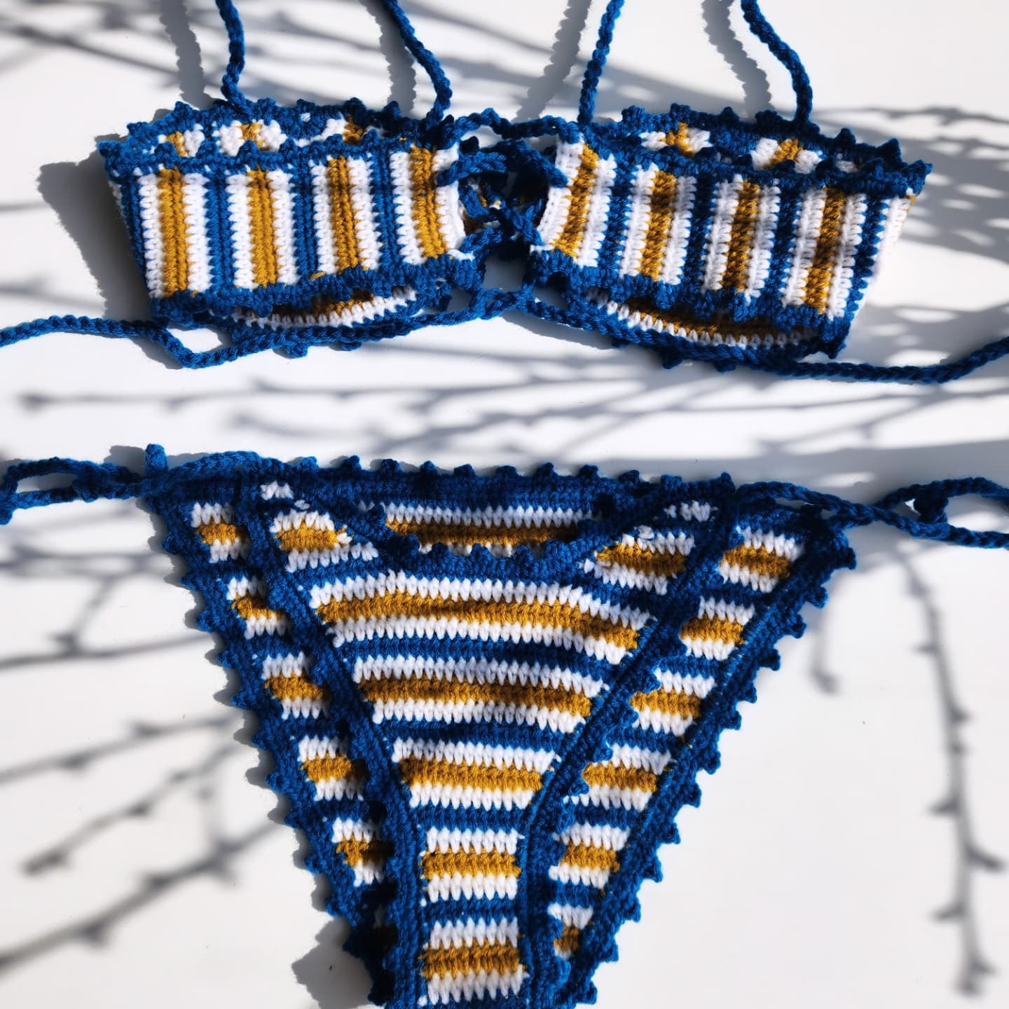 Half-moon bikini