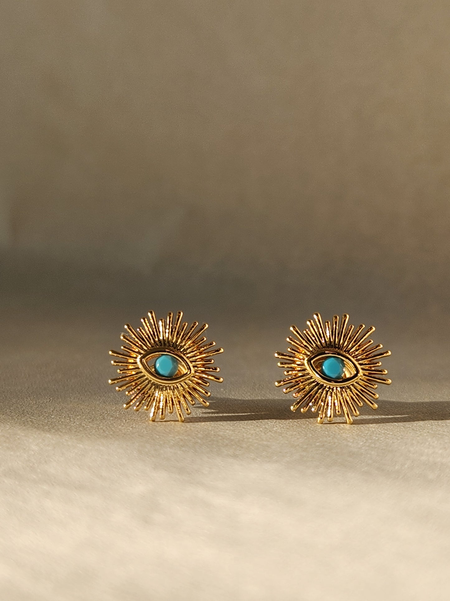 Lucy eye earrings